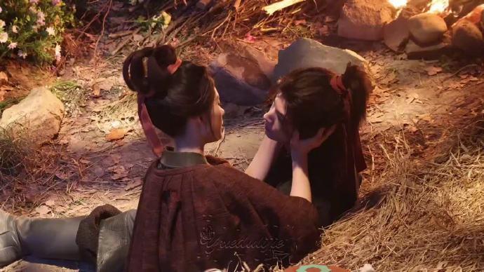 张凌赫林允这波赢麻了！飘雪吻戏甜到跺脚，颜值演技双在线张凌赫和林允的新剧片段