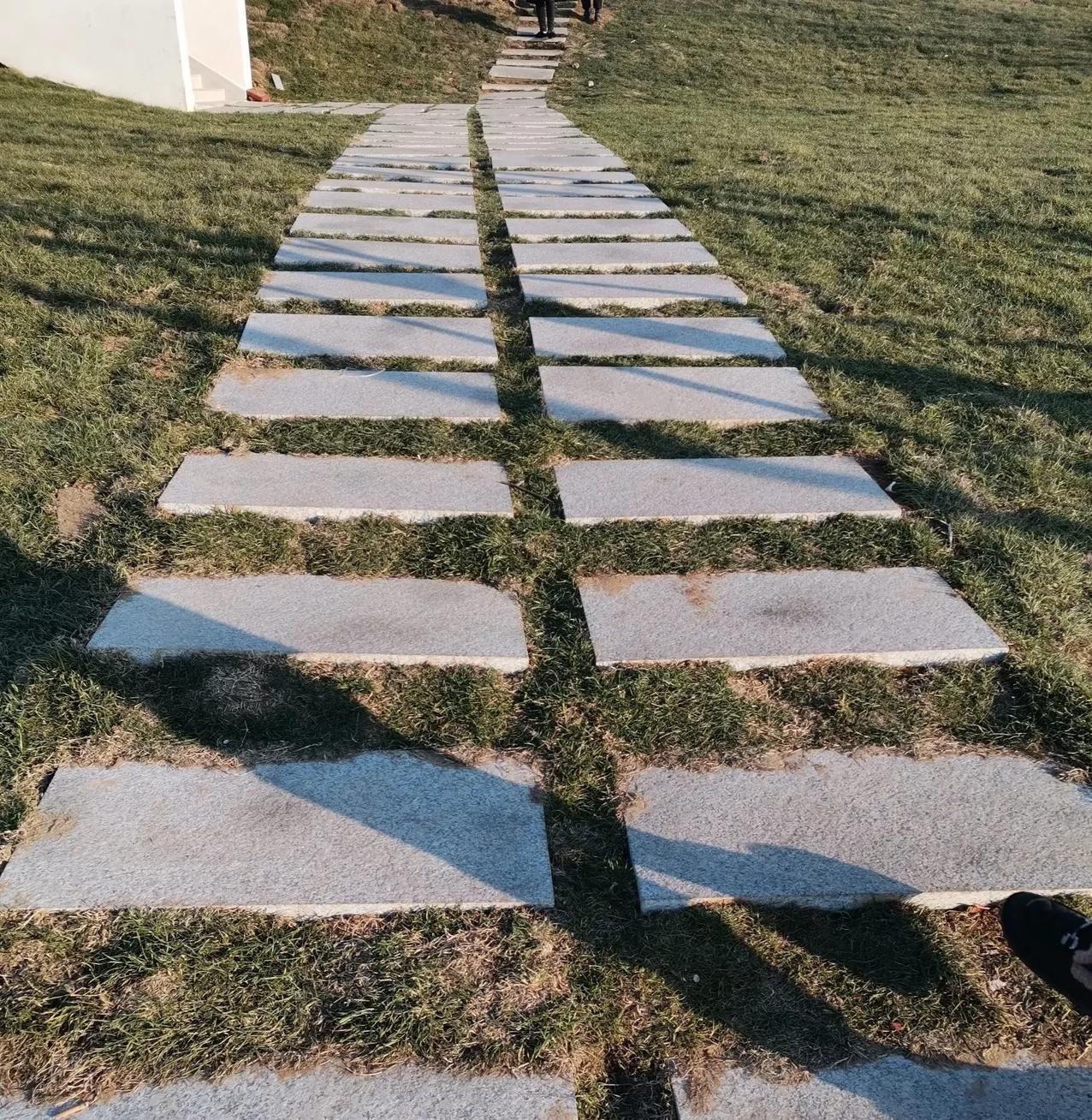 我婆婆活到89岁，临终前反复说：这辈子最对的决定，不是养大5个孩子，