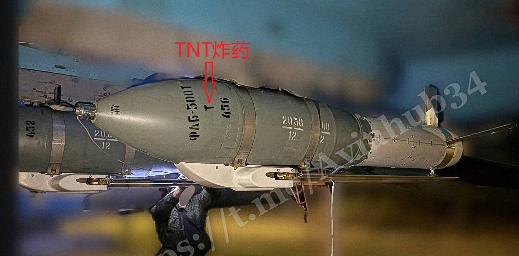 随着SVO进行，毛子的炸药供应也吃紧了，以前用RDX装填炮弹，现在开始用低级点的