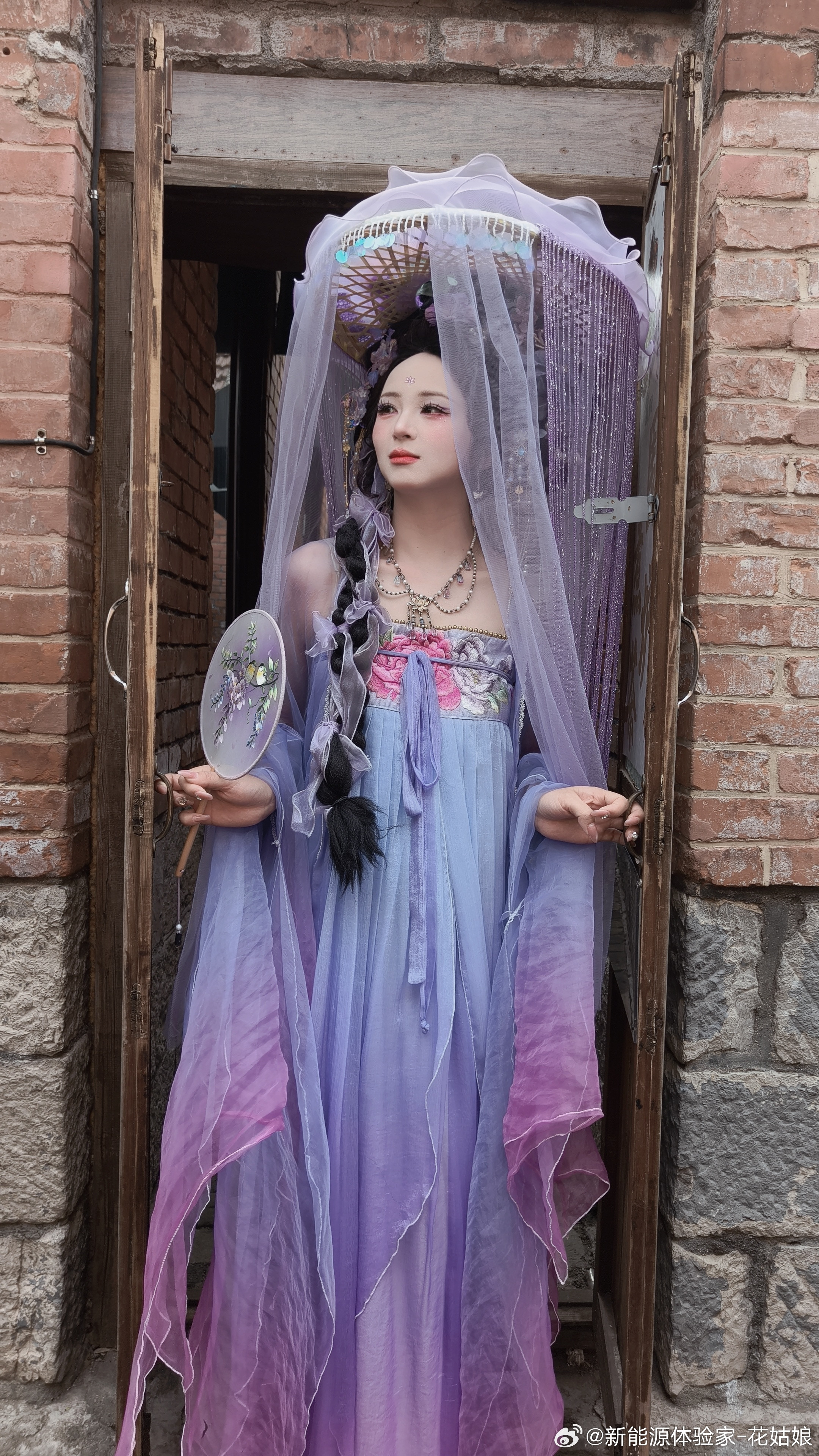 今晚的发布会说啥炸裂的东西了吗？怎么一点动静都没有，和白天反差咋这么大？比亚迪