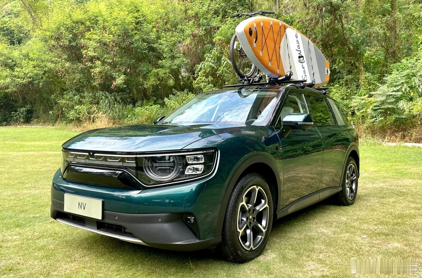 虽然神行者已经不属于路虎了，但是改变这么大，我还是有些难以接受啊....神行者8