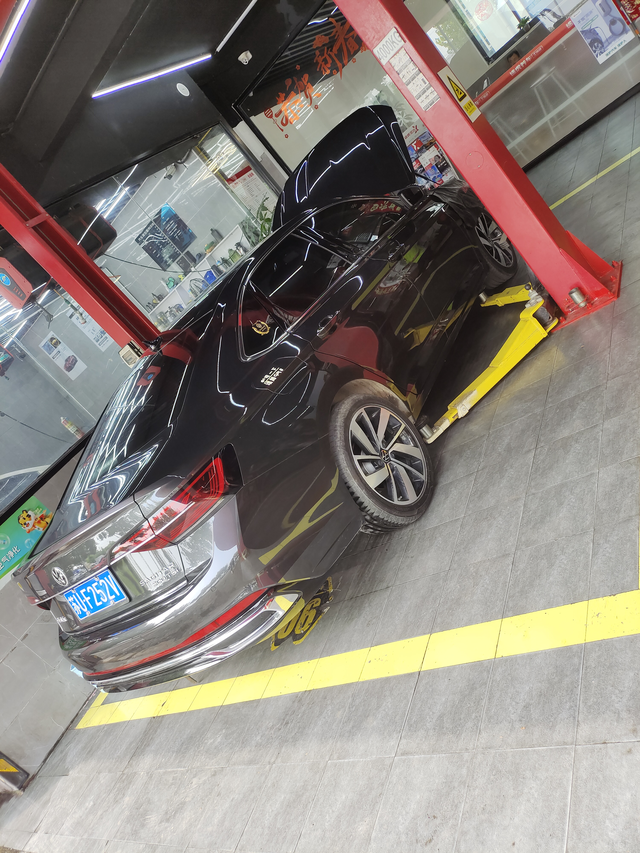 速腾保养记一年的腾子跑了一万五千多公里，保养第三次，师傅说保养太勤了，这次设置