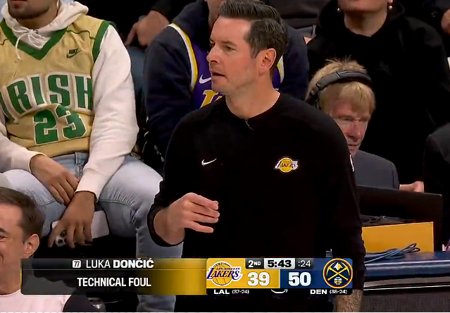 掘金连进3记三分再次领先湖人10分, 东契奇抱怨裁判被吹技犯
