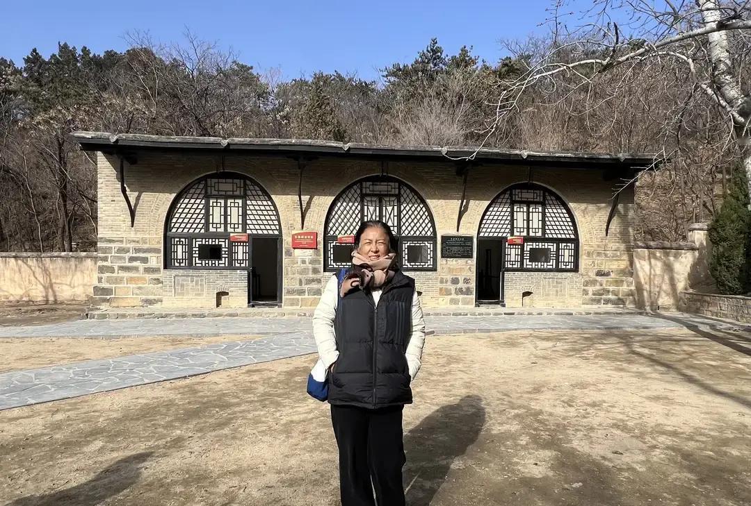 染发10年，头皮烂了我妈染发次数比洗头勤。理发店办卡花了两万，染完第