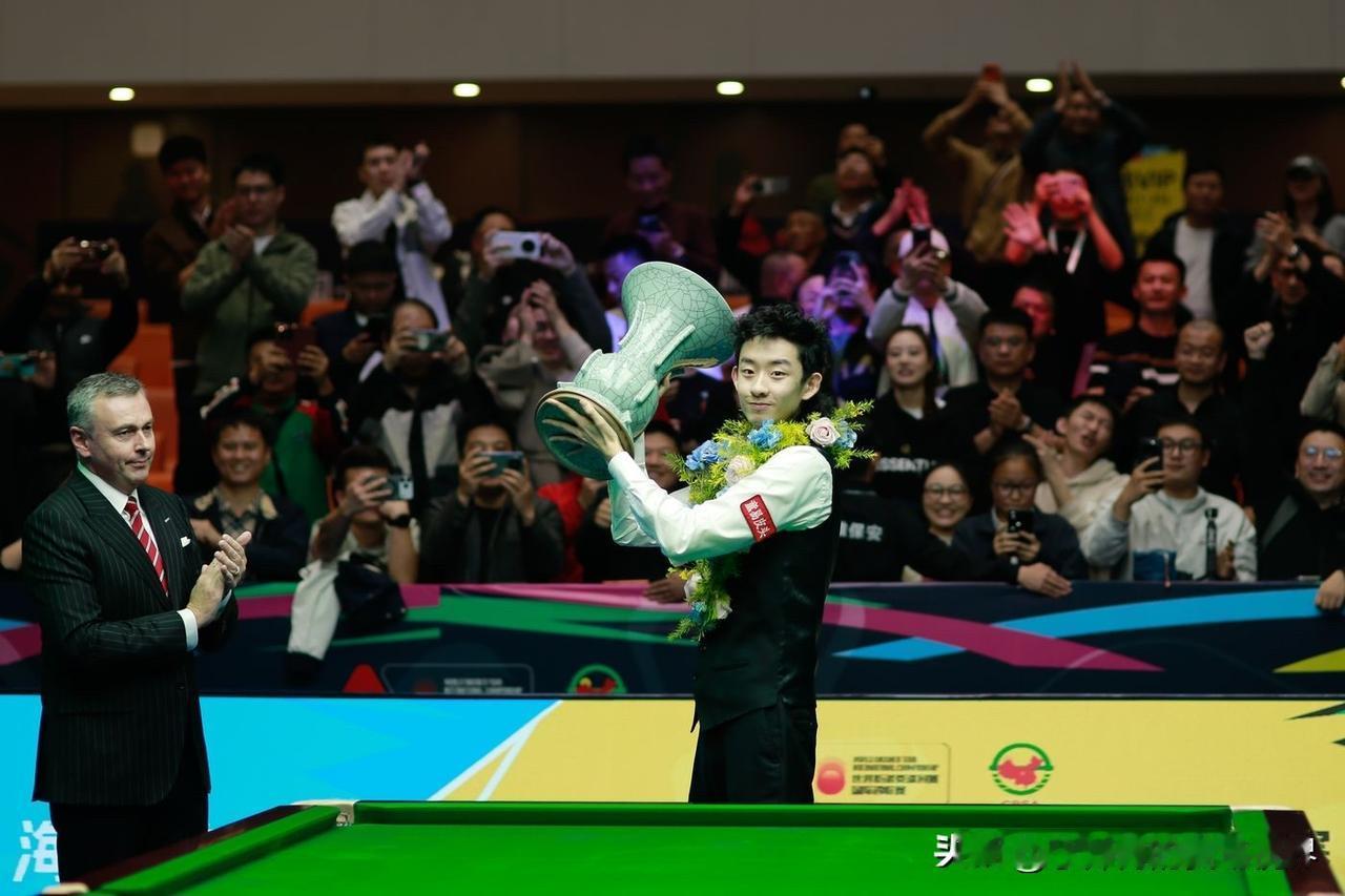 吴宜泽击败希金斯赛后采访：“我真的不敢相信这一切，自从战胜特鲁姆普以来，我开始回