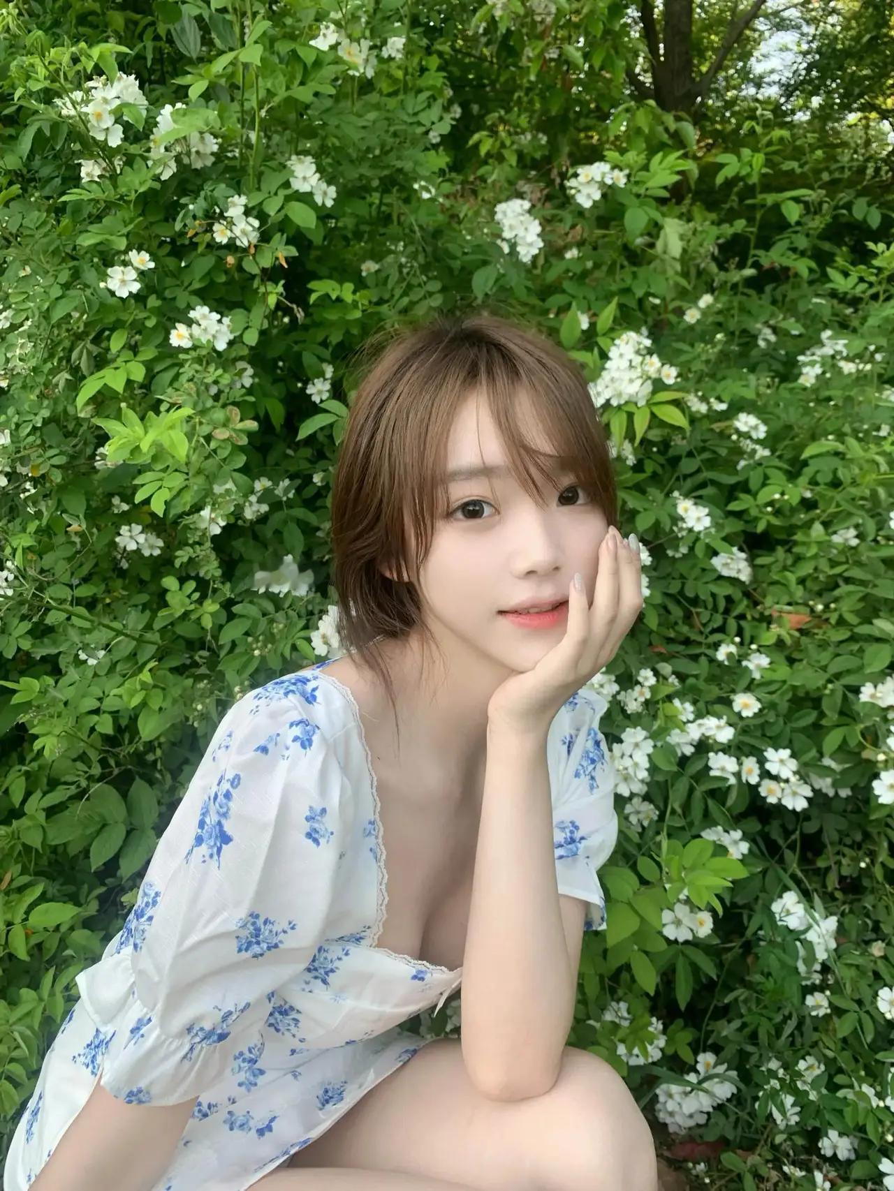 女孩子怎么穿搭既时尚又好看?哲学春日