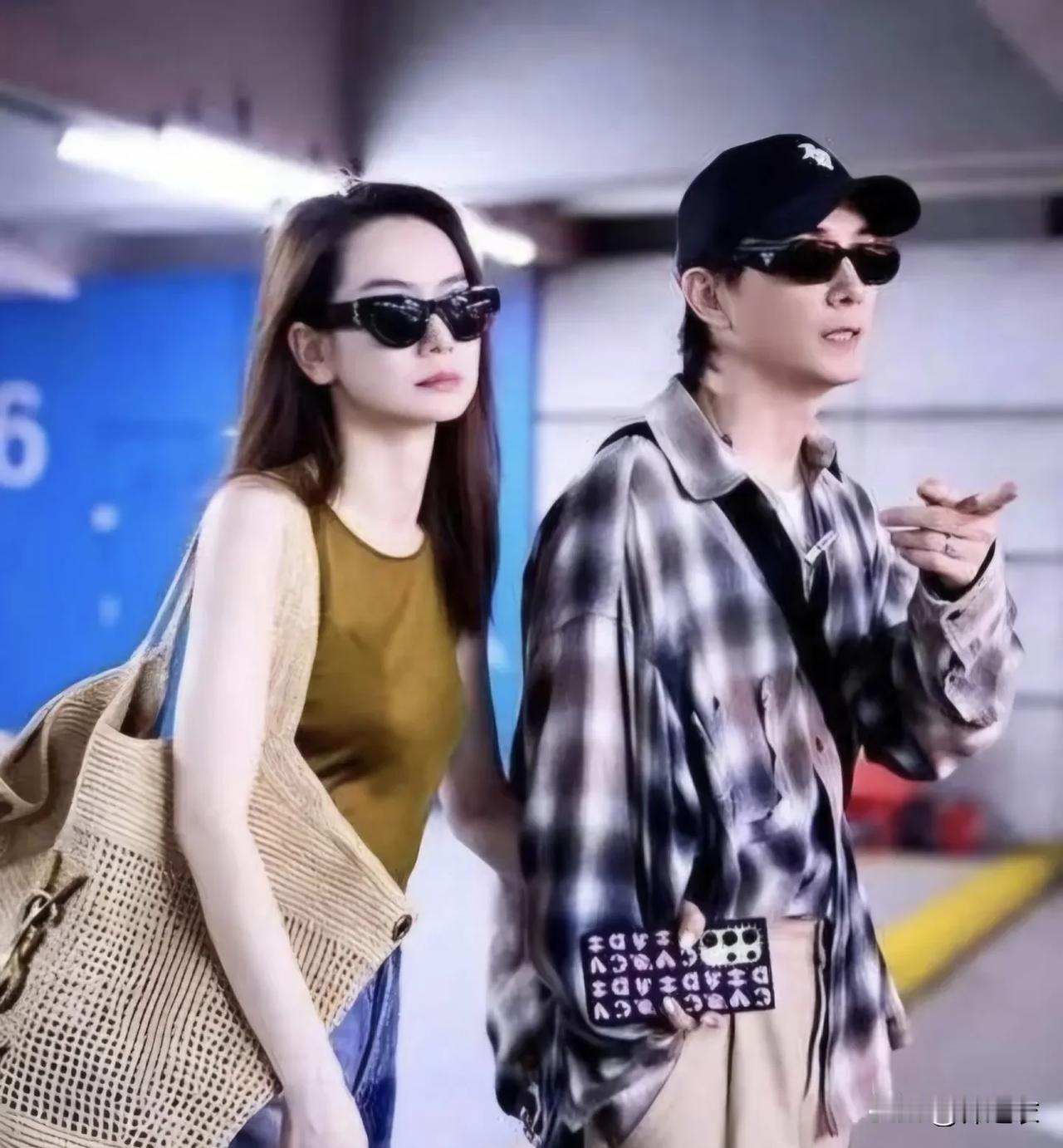 戚薇录浪姐的时候，十天没有和李承铉联系，还是李承铉找到助理才联系上了戚薇。再