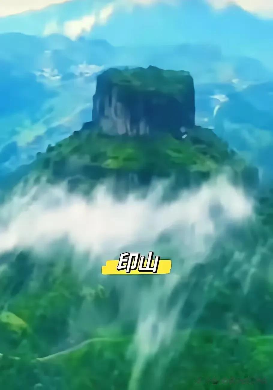 以前的广西印山VS现在的广西印山，已经看不出之前的风光秀丽，只见满目疮痍，这座山