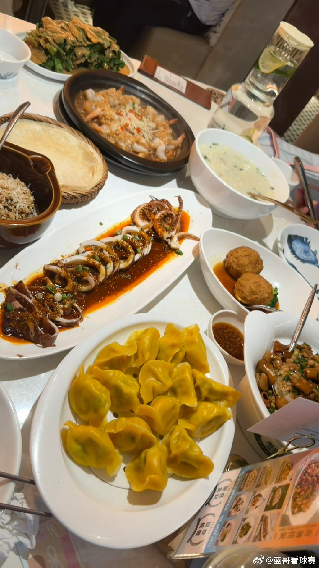 为什么山东的饭是主食配主食吃一顿下来感觉都晕碳睡在那里了​​​