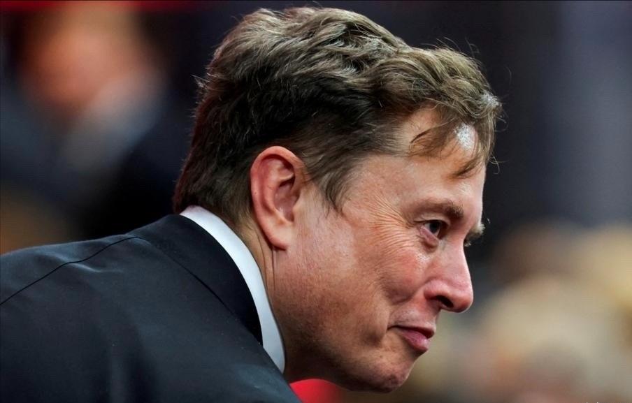 马斯克确认重返政坛，全力助力共和党中期选举近日，埃隆·马斯克在其旗下社交平台X