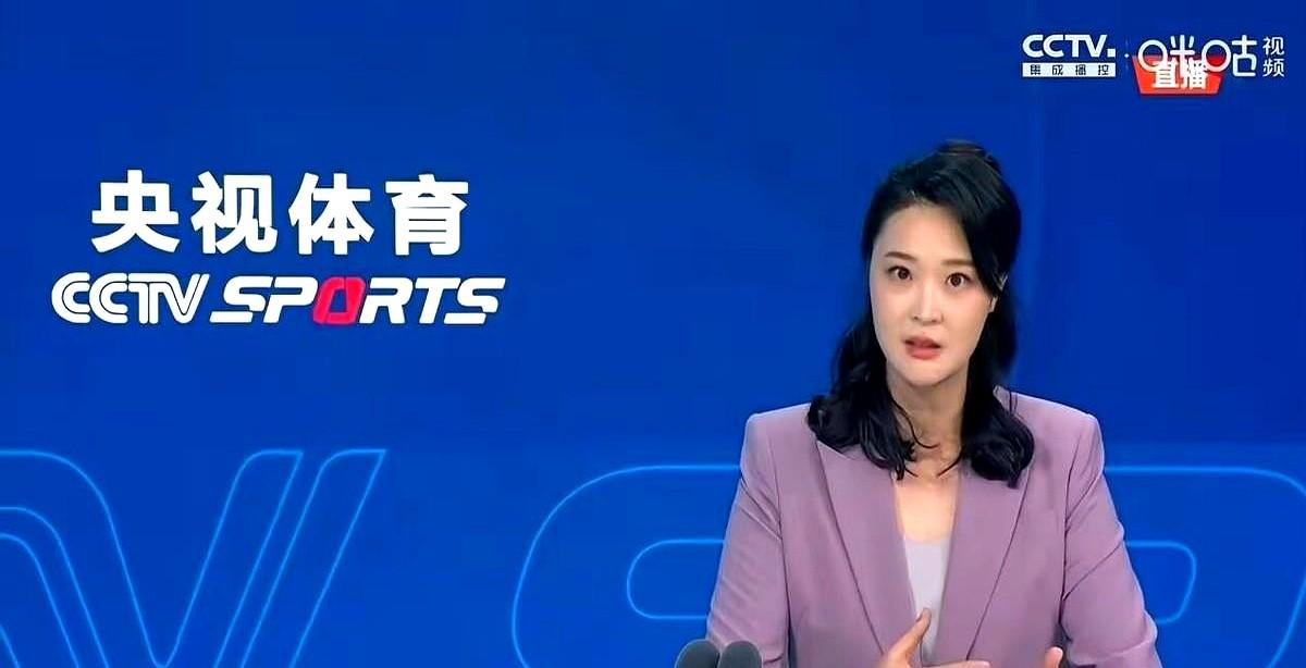 惠若琪一句话，把无数球迷搞蒙的排球新规，讲透了。“双手推球过网”这个规则，裁