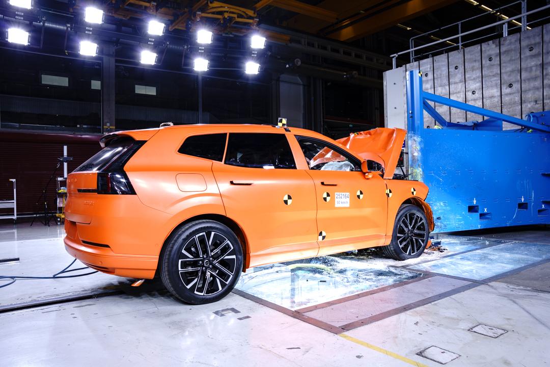 买车买出身份感？沃尔沃再秀出价值观。选择一台车往往能反映用户本身的特点，而