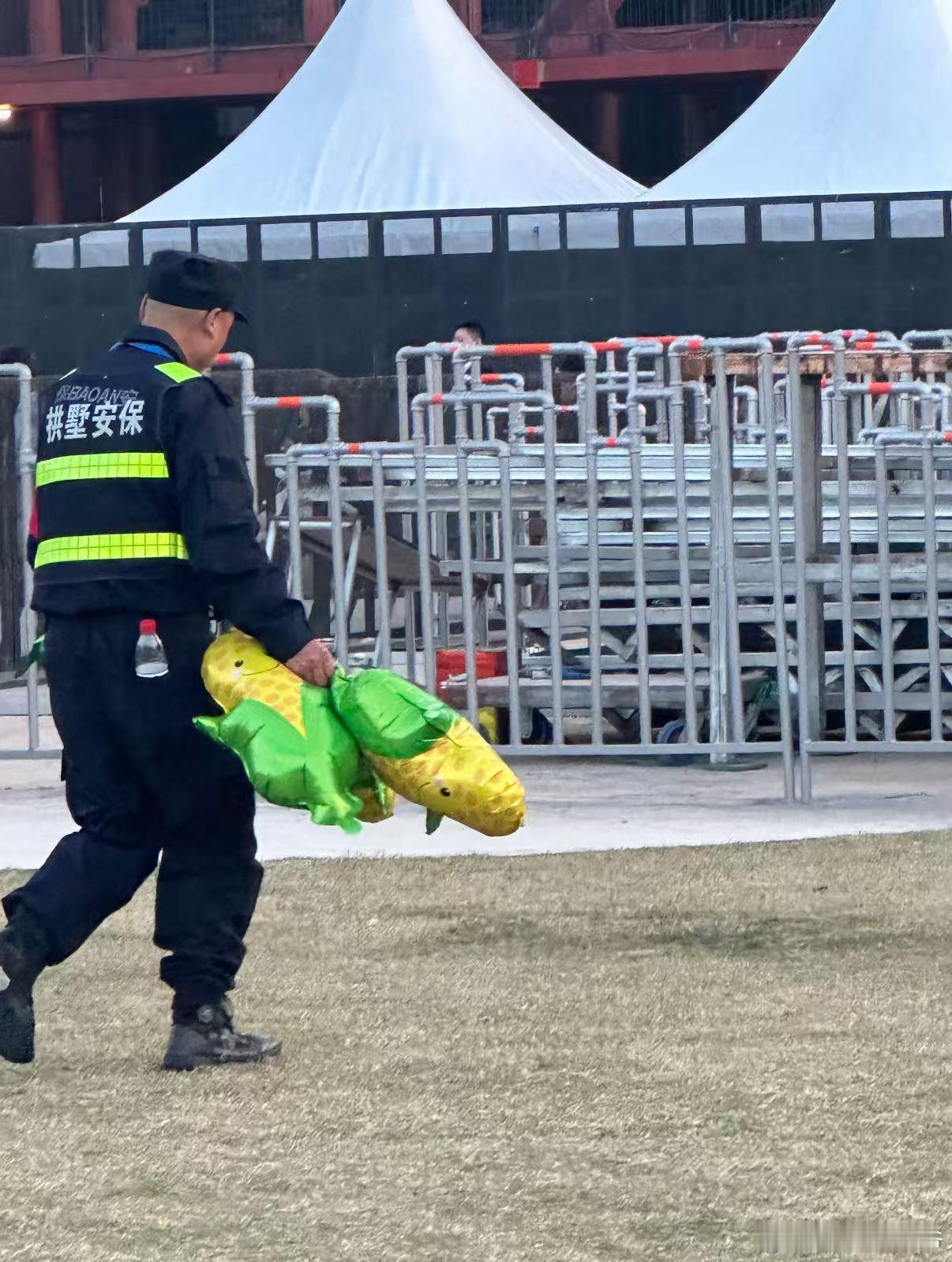 谁让你们拿这13玩意儿的！！！