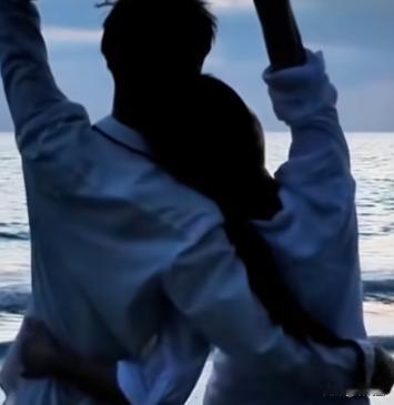 “太惨了！”8月22日报道，辽宁，一男子离婚后，找了个新女友，在恋爱期间，男子自