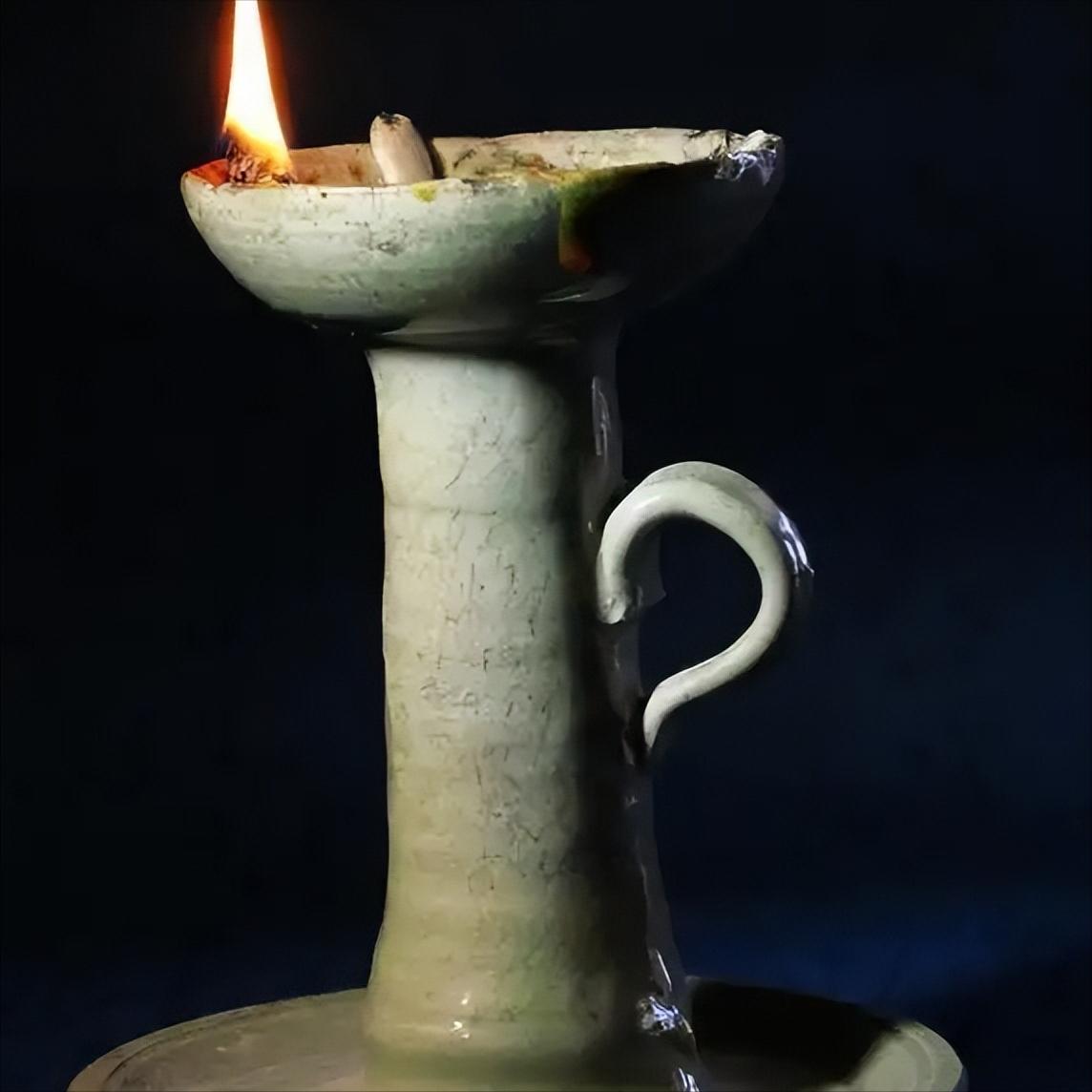 在现代电灯电力照明出现前，古人怎么制作灯油灯具照明？古人以自然为原料，以匠心为