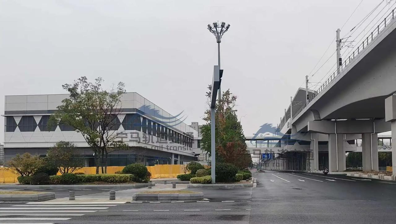 宁马城际南京段出入口导视继续上新！近日，“宁马轨道建设记录”再次走访了宁马城际