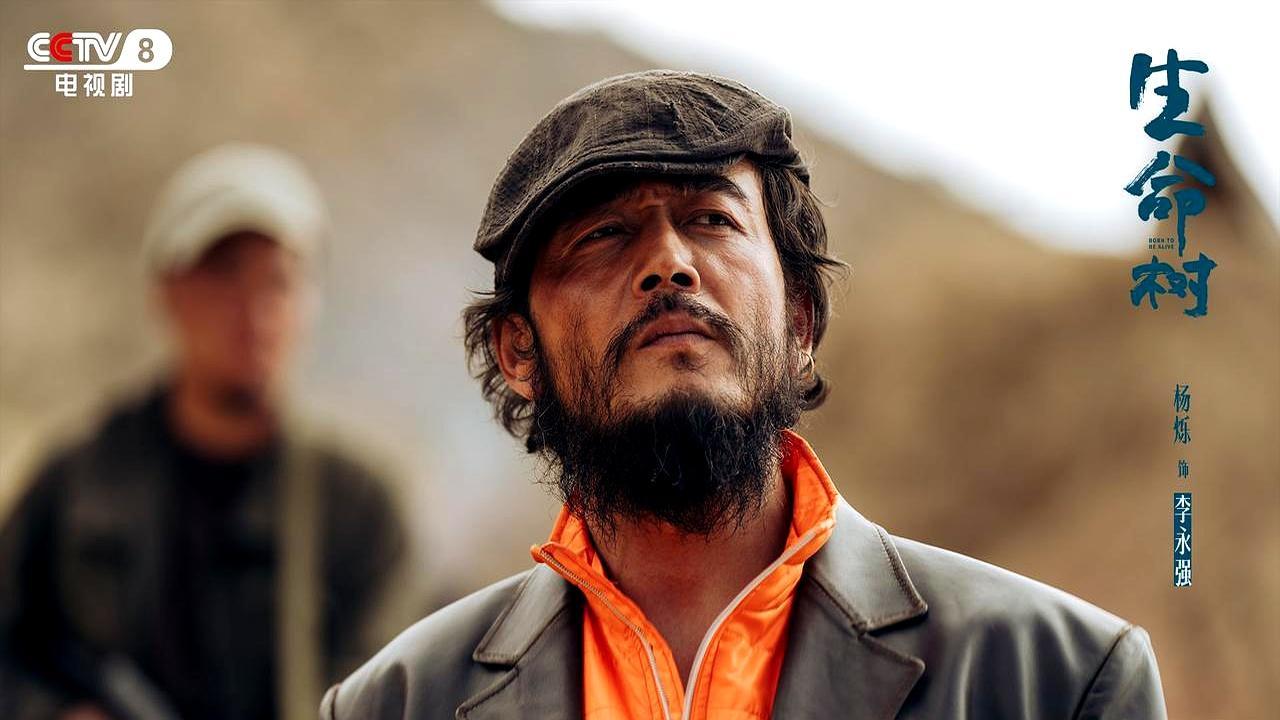 我刚想骂正午阳光，让“小包总”杨烁演个三集就死的悍匪，这不是糟蹋人吗？看完我闭嘴