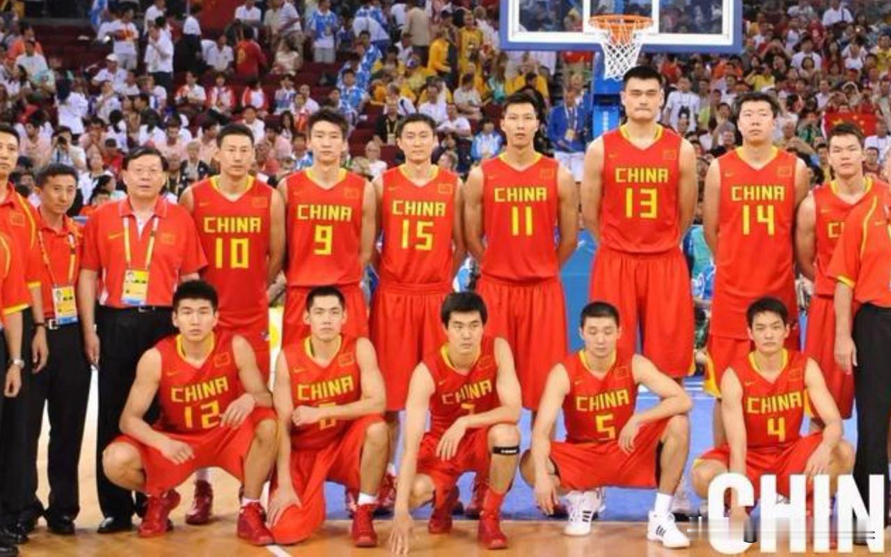 盘点:08年北京奥运会中国男篮12将最新去向:1.姚明--退役，享受生活，陪