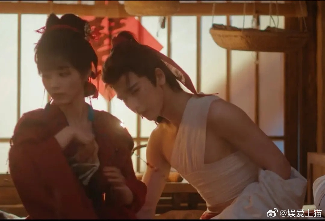 这是武将将军的身材???毫无性张力