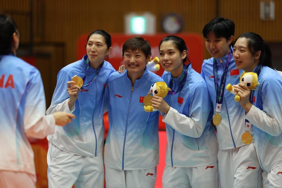 中国女排大捷！3-0夺冠，横扫日本，第10次夺得亚运会女排冠军！北京时间9月2