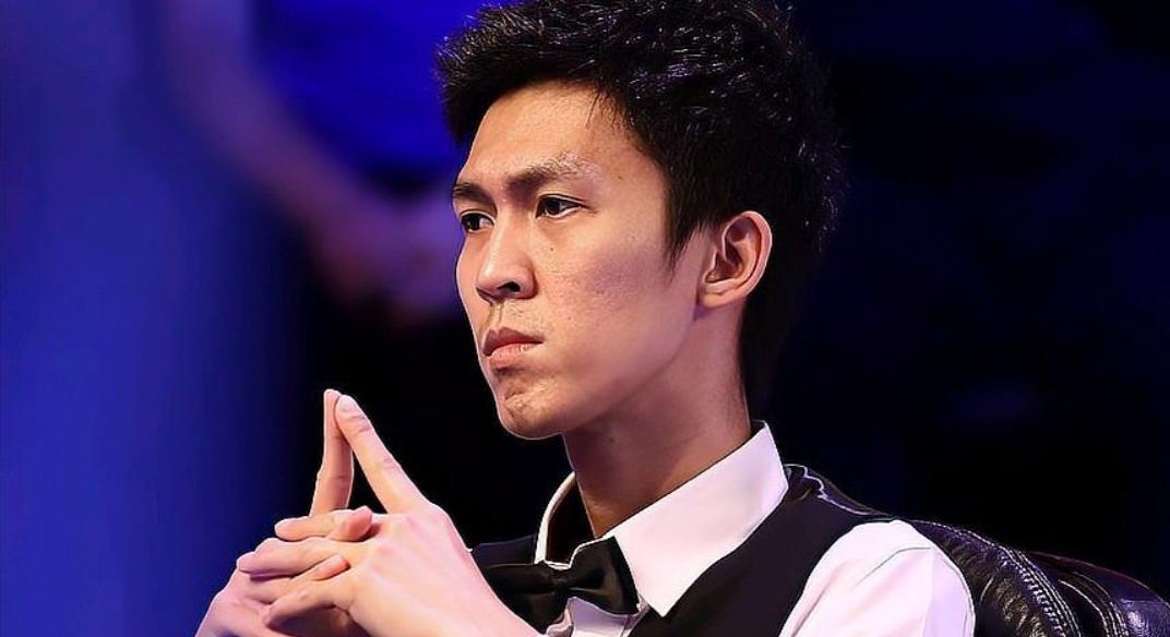 奥沙利文在世界公开赛上连丢五局，从4-0领先变为4-5，错失了争冠先机，局势陡变