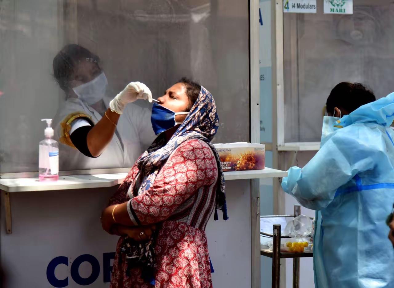 尼帕病毒突袭印度，75%致死率无药可医，这场无声屠杀藏着致命隐患这是一场比核