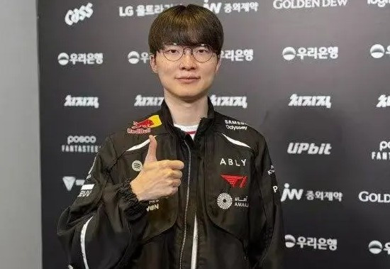 Faker: Peyz在调整打法, 队伍也努力发挥其优势