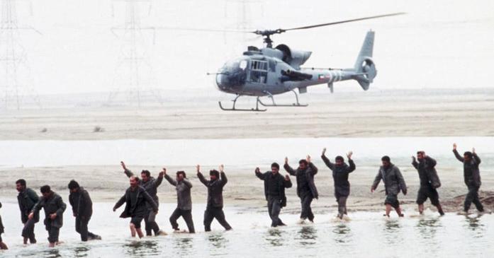 海湾战争美军在沙特刚刚开始集结的时候，萨达姆在科威特的几十万大军，为什么不掩杀过