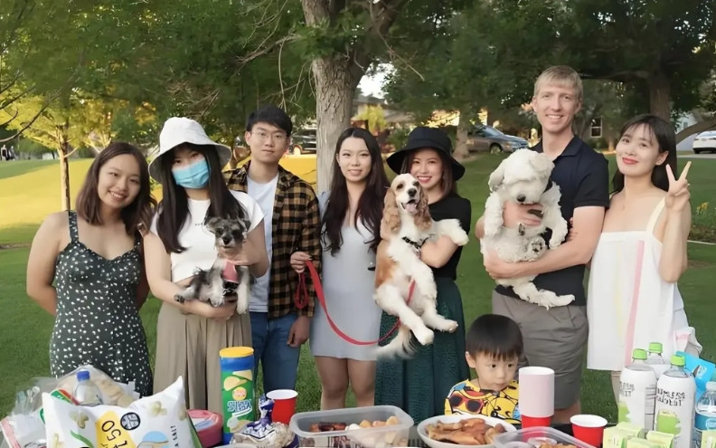 澳洲女华人保时捷撞车事故，让我明白了。为什么外国人都认为中国人有钱，因为能够长