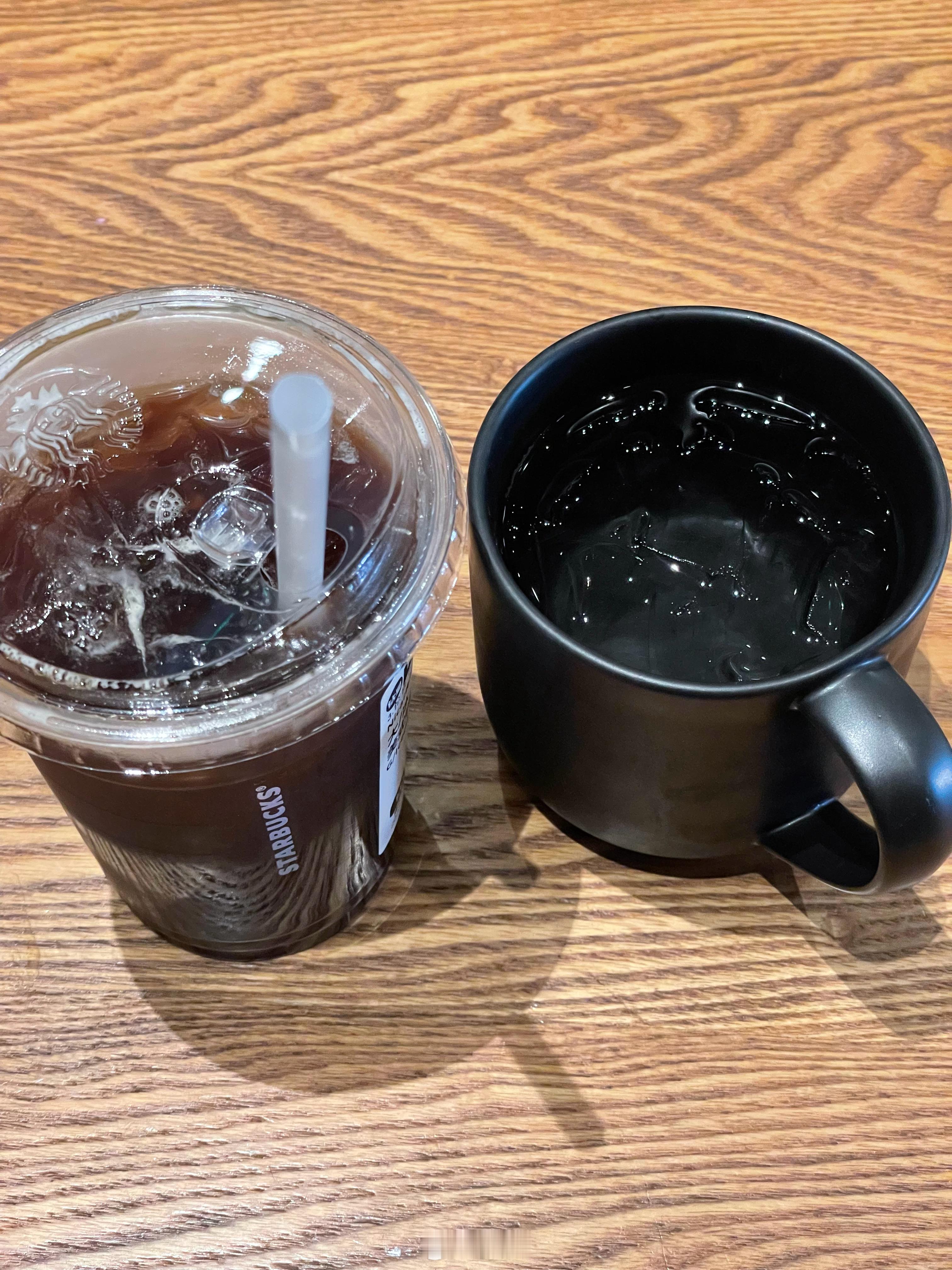 要不微博你还是把大彬子的AI小助理加回来吧，虽然AI回复有时候也挺无聊的，但是确