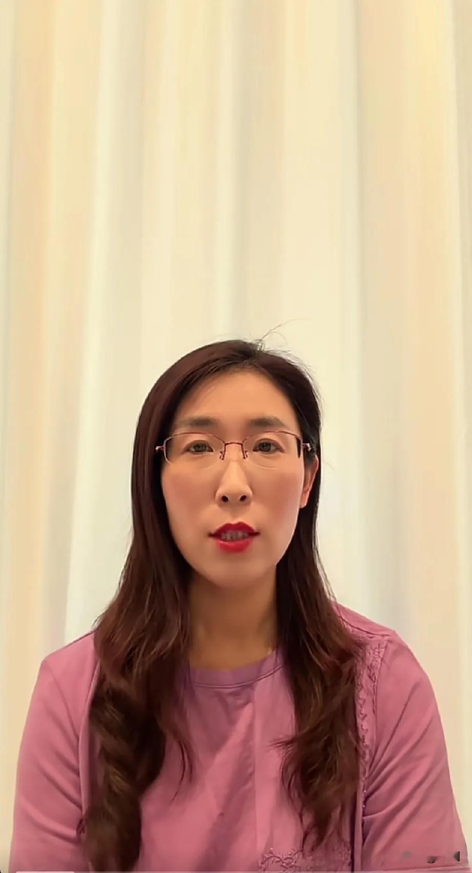 丈夫突然撤诉！朱女士维权不停手：真正的较量，才刚刚开始朱女士的丈夫撤诉了！朱