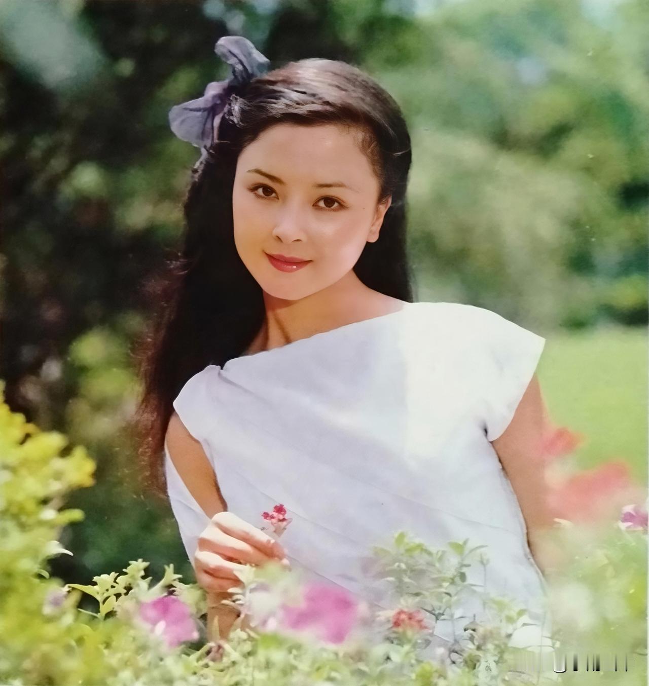 周洁、刘晓庆、潘虹、龚雪、张闽、黄梅莹、张芝华、郭靖、董智芝、陈肖依、相虹、刘信