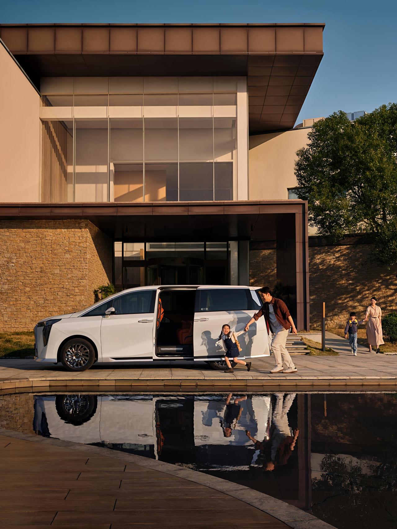 2026款传祺M8HEV上市，80万用户认可的MPV，车友们看好吗？传祺M