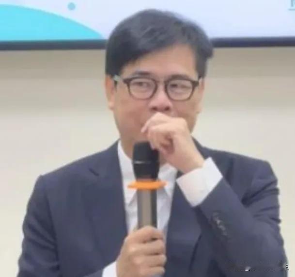 高雄市长陈其迈今天赶赴高雄市议会拜会民进党高雄市党团时表示，选举真的很残酷，落选