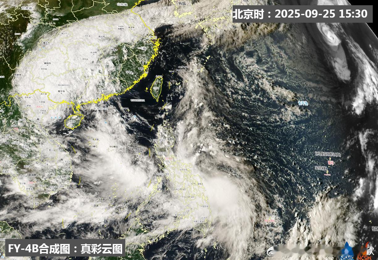 台风博罗依今天下午博罗依升至台风级。从目前云图看，台风北侧晴空区为副热带高压。