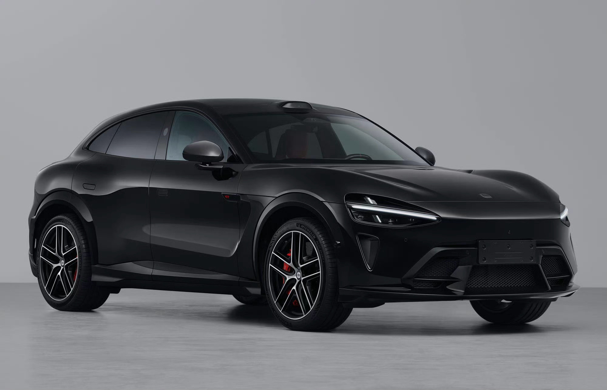 工信部车展，黑武士篇小米YU7GT、极氪8X、问界M6，我还是第一次见到同一时