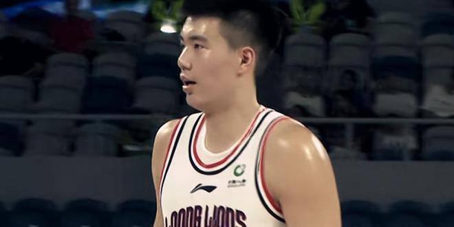 焦伯乔加盟宏远，这是一大引援！焦伯乔加盟广东宏远，这可是一大实实在在的引援。多