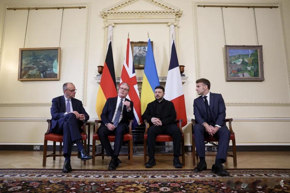 最新动向伦敦“小峰会”刚散，英法德乌四国领导人一句话定调：“乌克兰的事，乌克