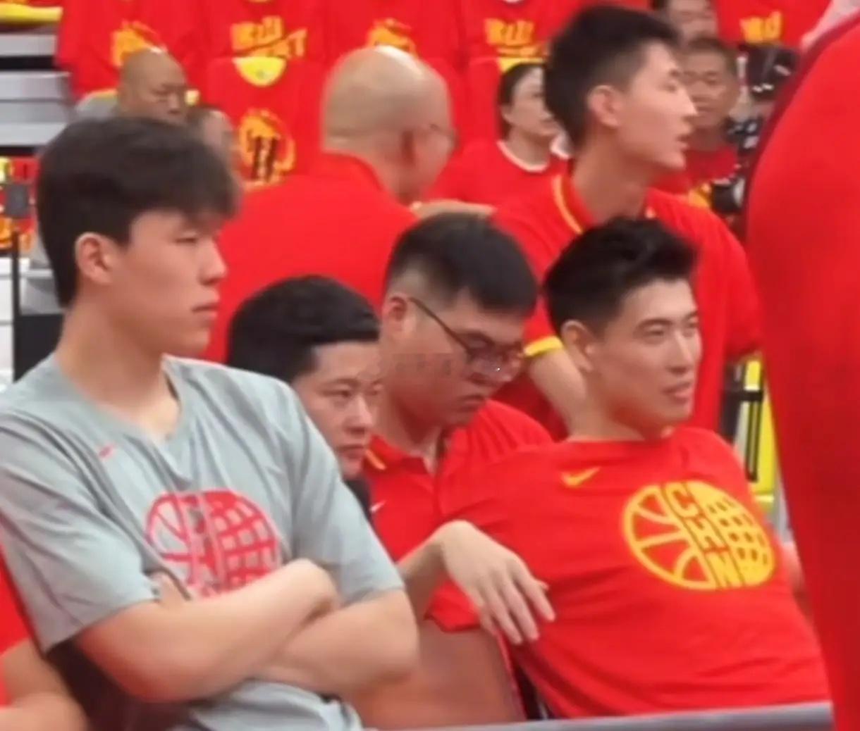 苏群老师谈中国队不敌新西兰: “不出意外，中国队还是输球了，这场球不...