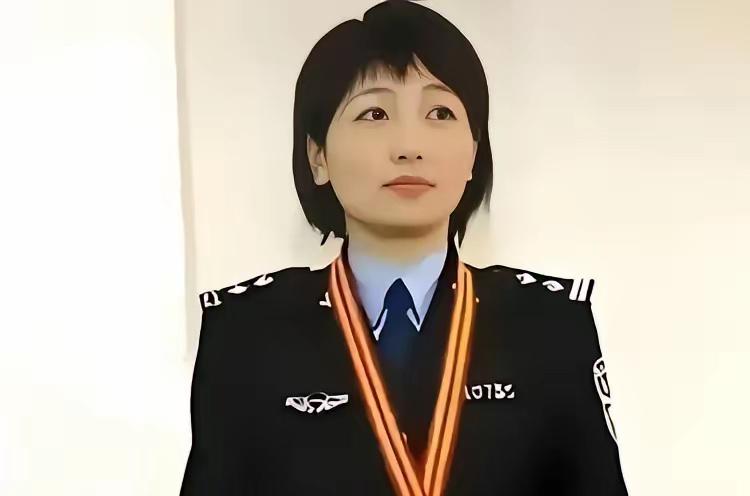 神探聂海芬1965年出生，今年61岁，早已退休，安度晚年了。可是，那对可怜的叔侄