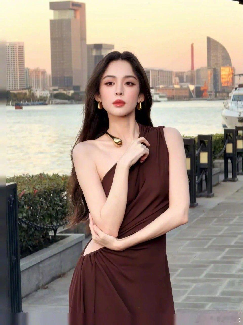 单眼皮娜扎也很美啊！｜娜扎