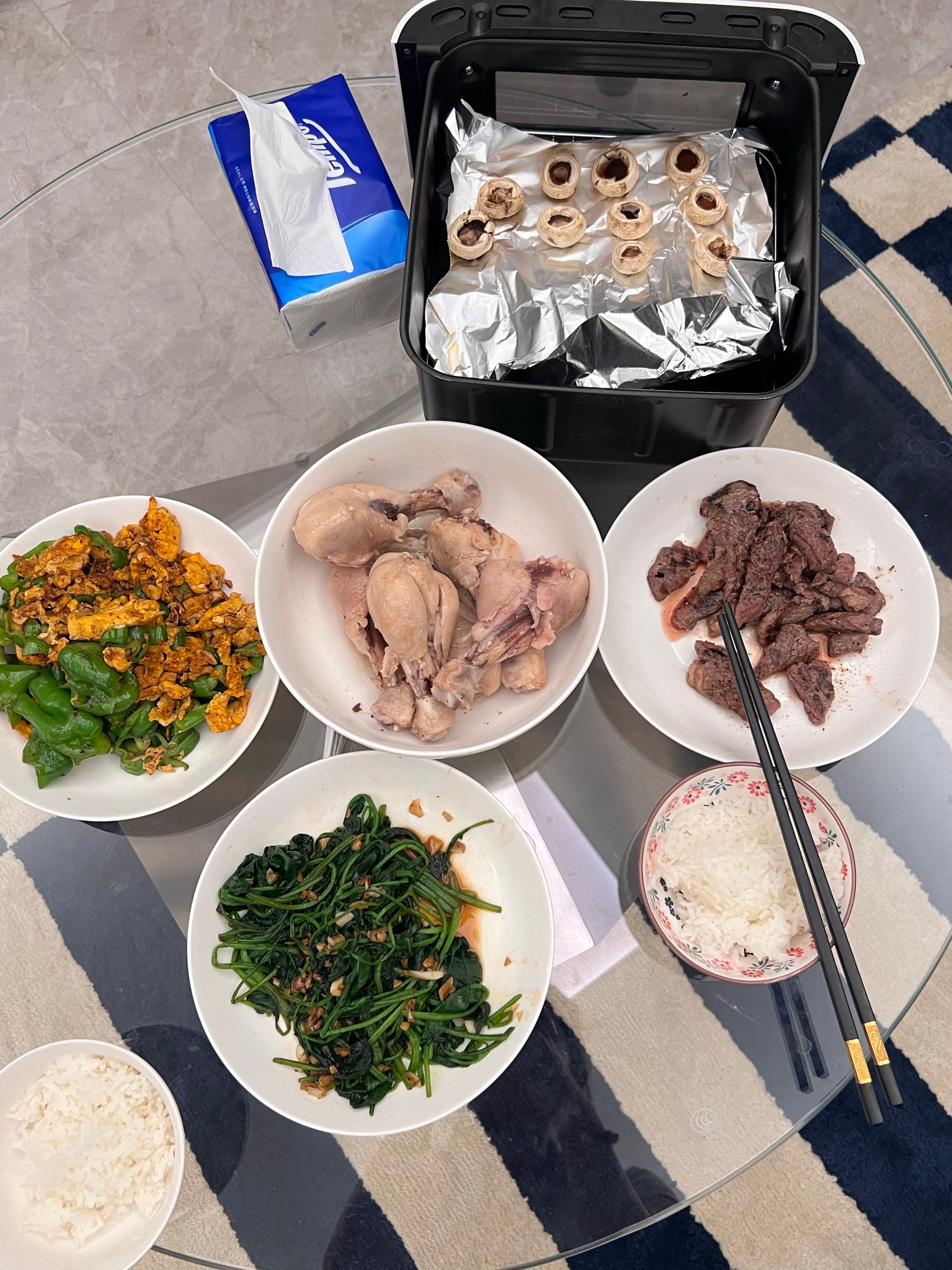 最近的一些饮食好好吃饭之后再也没有暴食了​​​