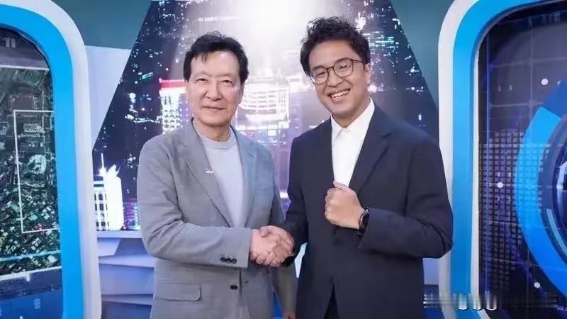 台北市长候选人，沈伯洋近日在做客少康战情室的一档节目中谈及到了蓝绿双方当前在台北