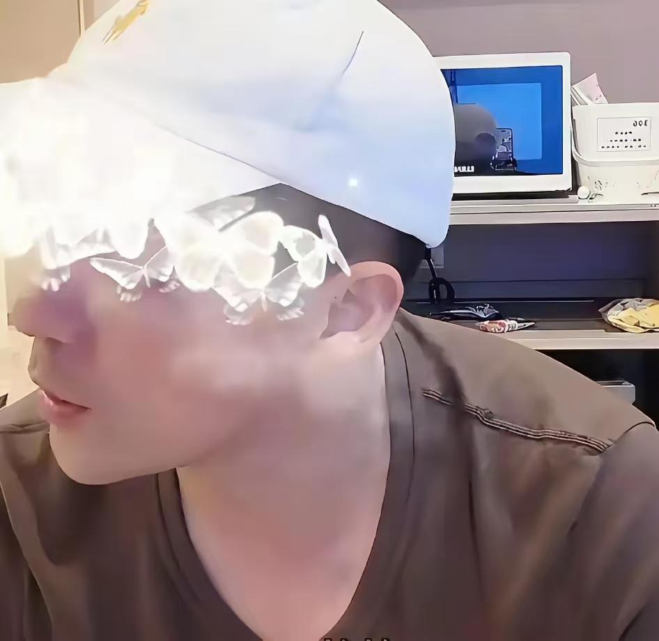 汪小菲直播直接开怼，说儿子永远姓汪。一个北京大老爷门，为啥找老婆执着于台湾呢？上