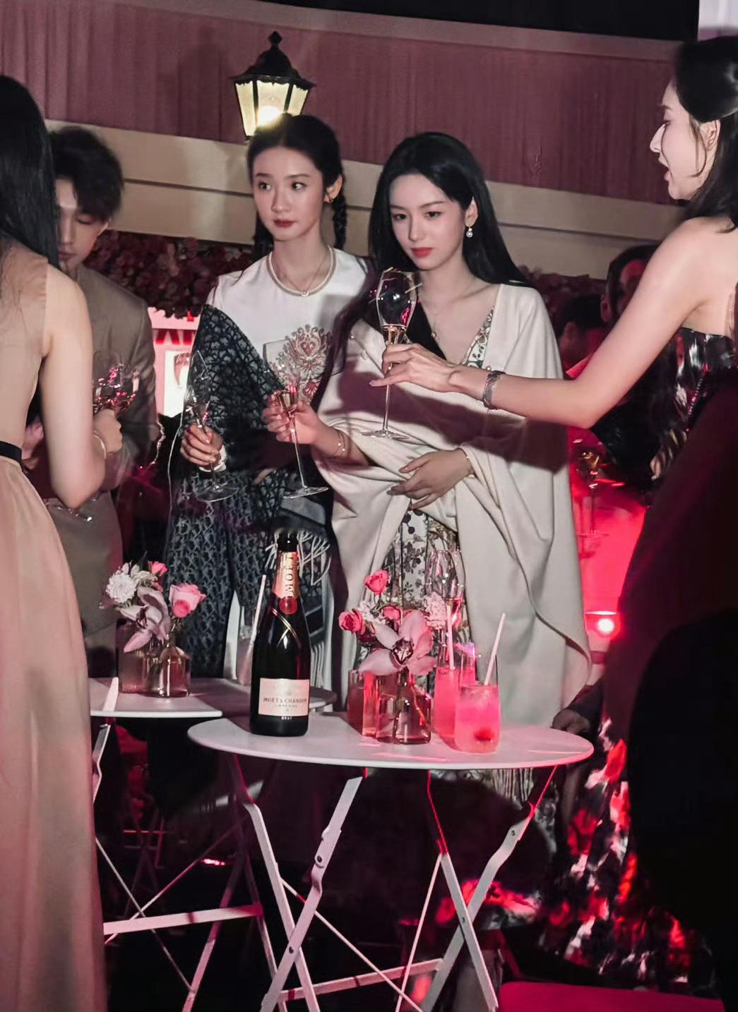名利场中一眼看到女神的瞬间🥂​​​
