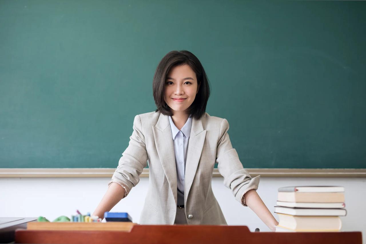教师不更应该反省吗？难道不应该意见大吗？作为一个孩子家长，我来说几句心里话。