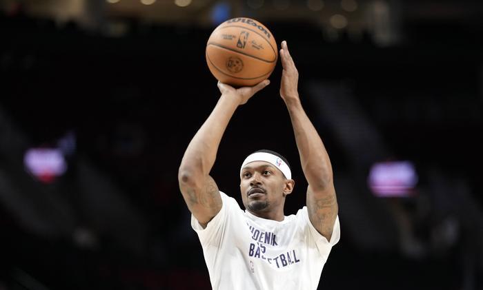 快船又要回了一个乔治？前NBA球员麦坎茨谈到了比尔，他认为快船又要回了一个乔治