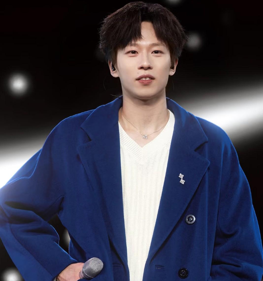 林高远要盯上了以后国乒要是开春晚第一个点名唱歌的就是林高远了，没想到，这