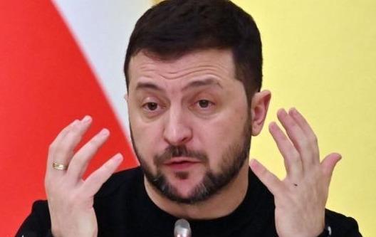泽连斯基发表公开讲话，他说，朝鲜、伊朗和中国，是乌克兰面临的大威胁，他的原话是最
