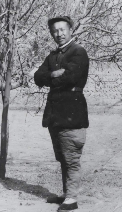 1943年7月，张云逸抓住一国军的独生子，对方愿意拿出10挺机枪、100支步枪